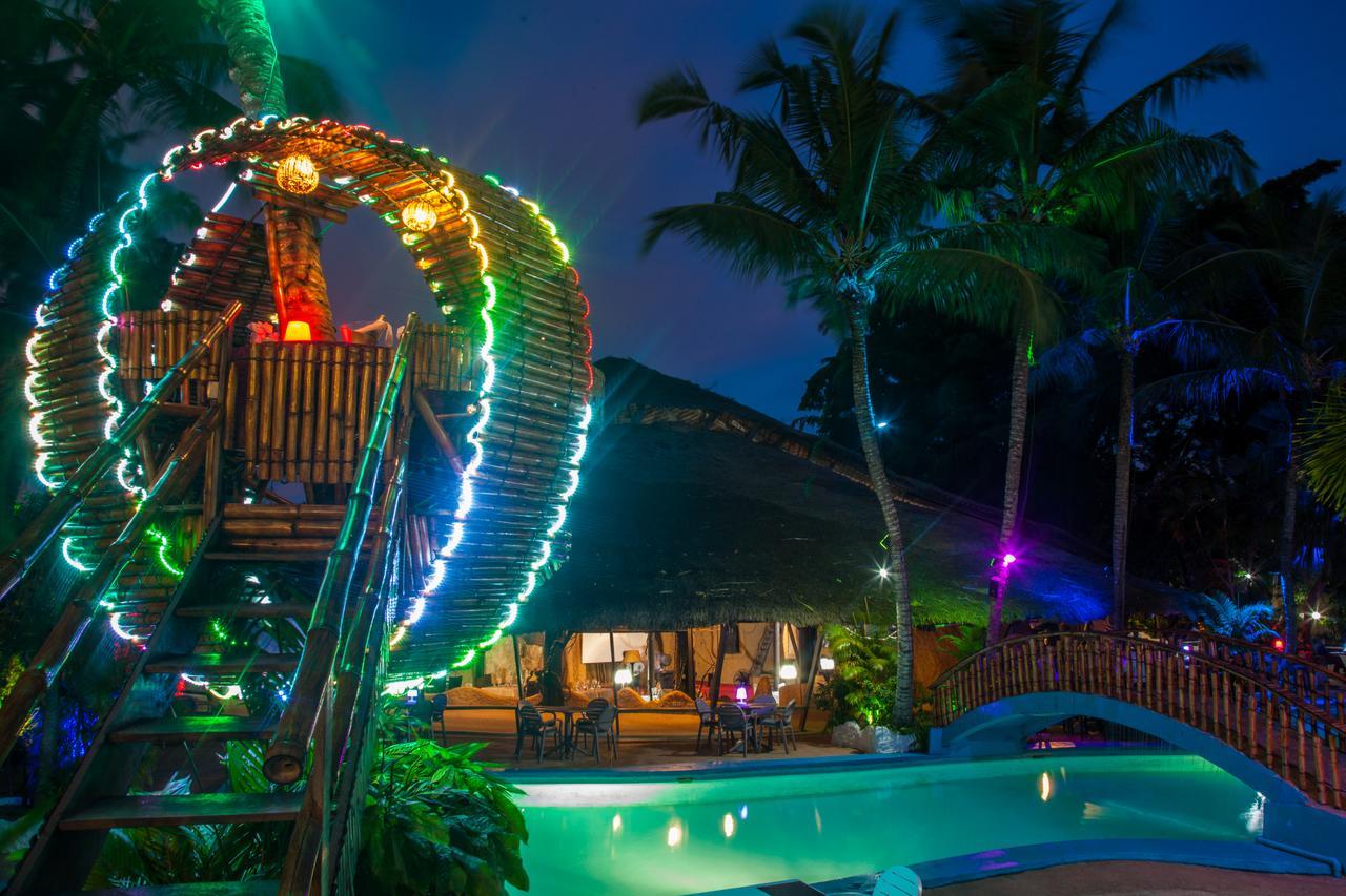 Le Wafou Hotel Abidjan Exterior photo